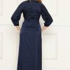 ⁦שמלת סאטן ארוכה צבע חלק⁩ – תמונה ⁦17⁩