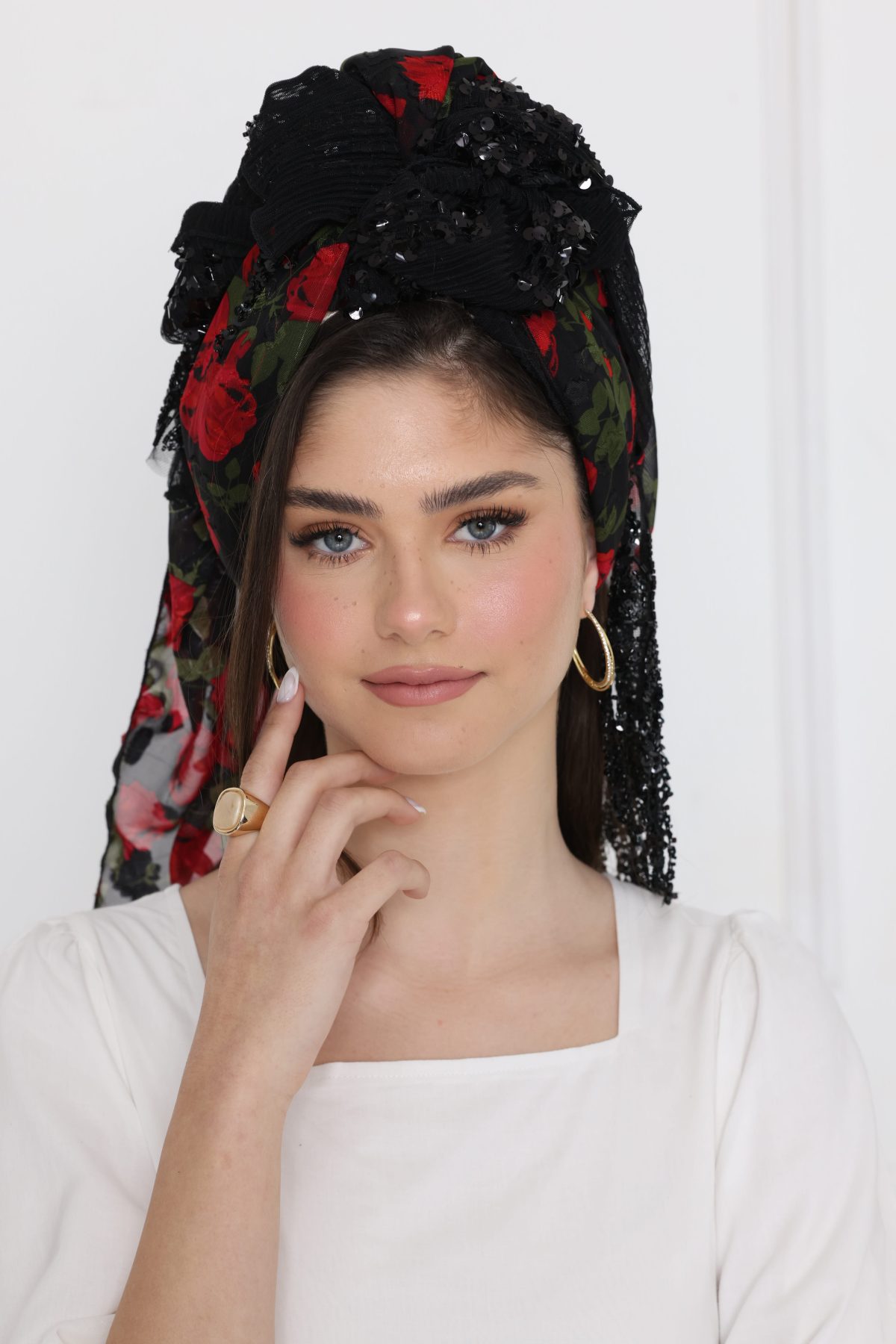מטפחת לונג משולב פרנז מעוטר שחור