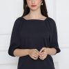 ⁦חולצת צווארון גומי מרובע לייקרה⁩ – תמונה ⁦5⁩