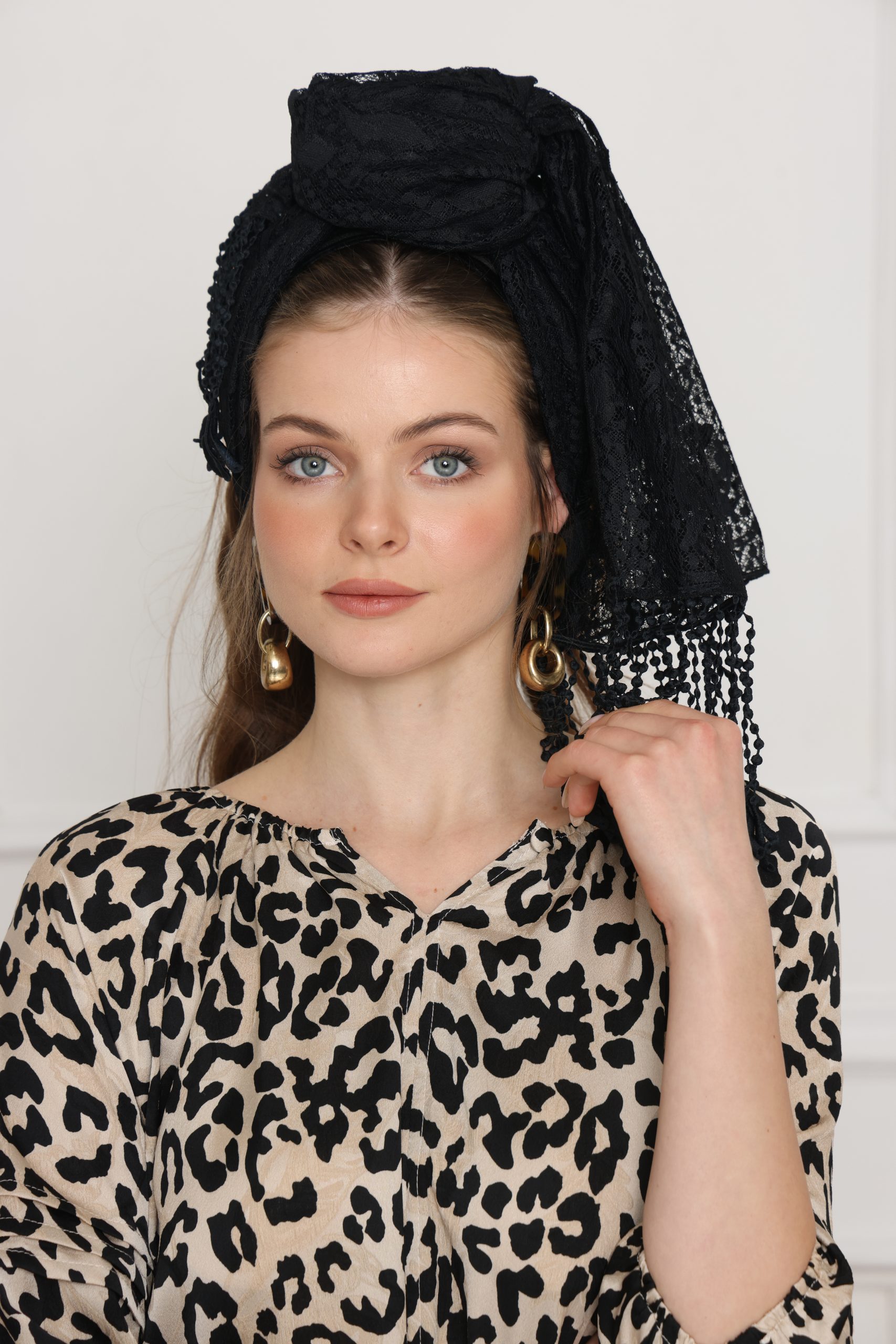 לונג תחרה חלק שחור