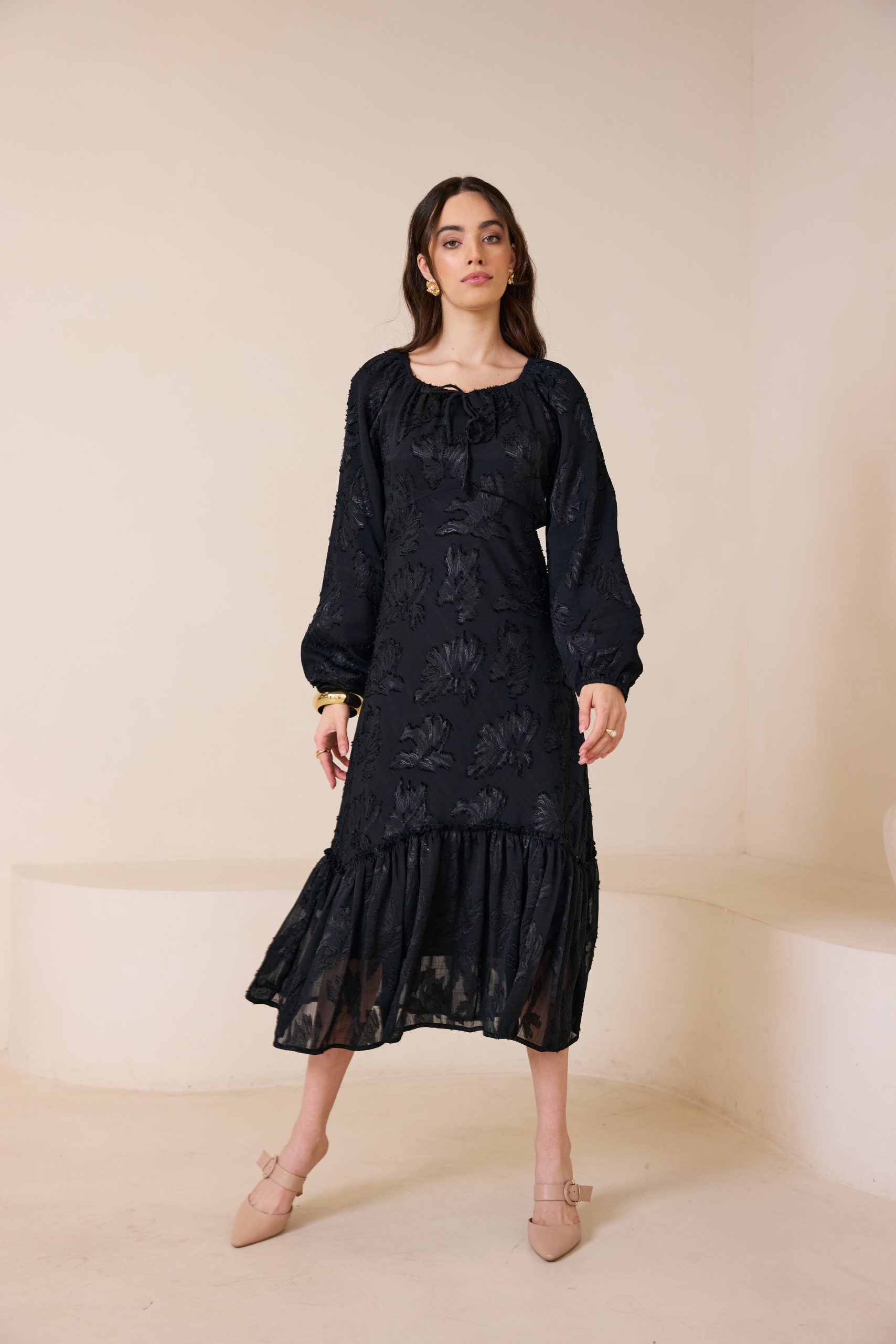 שמלה פפלום ברוקד שרוך