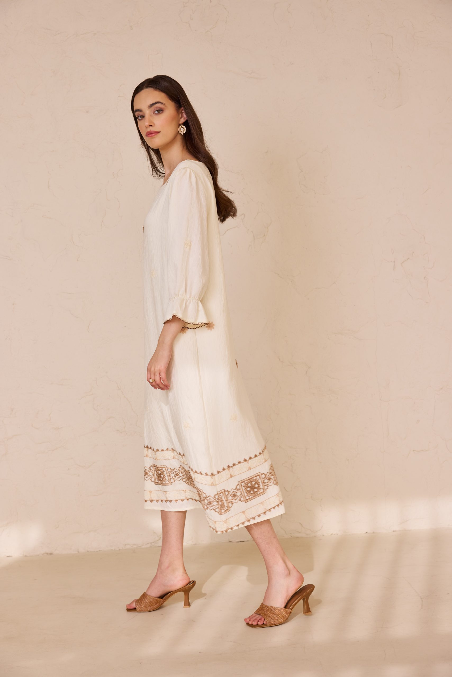 שמלה גלביה בורדורה