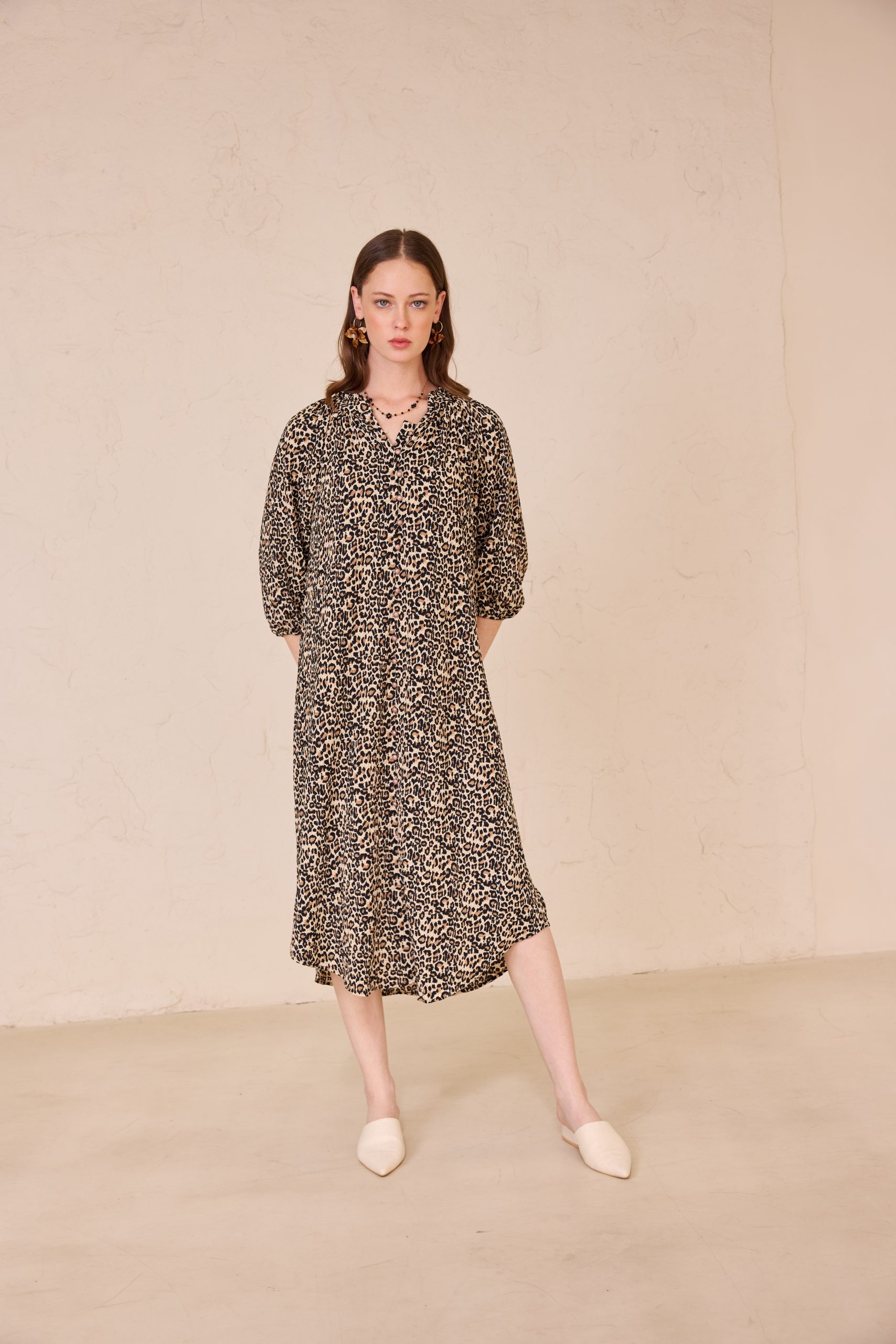 שמלה גלביה כפתורים מנומר