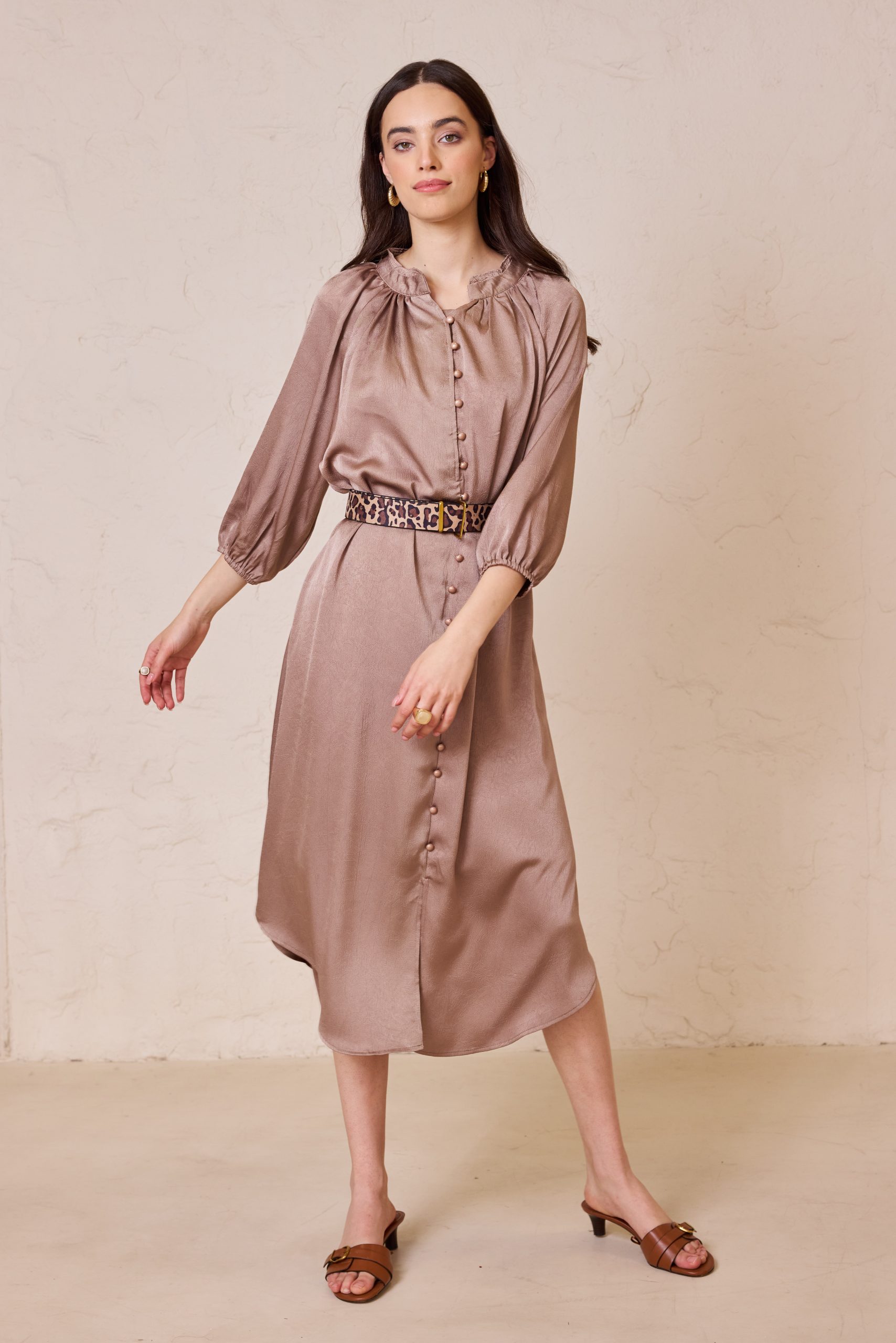 שמלה גלביה כפתורים סאטן חגורה מנומר